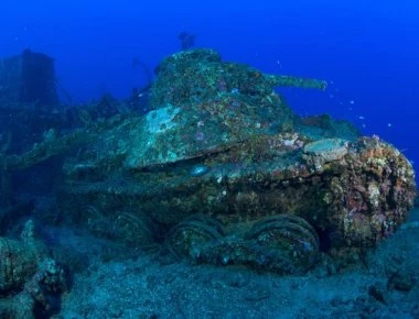 Πέντε εφιαλτικές φωτογραφίες από τα βάθη του ωκεανού και οι ιστορίες τους (φώτο)